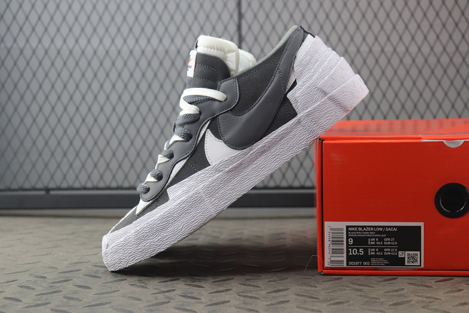 Sacai Nike Blazer Low Dark Grey - m 