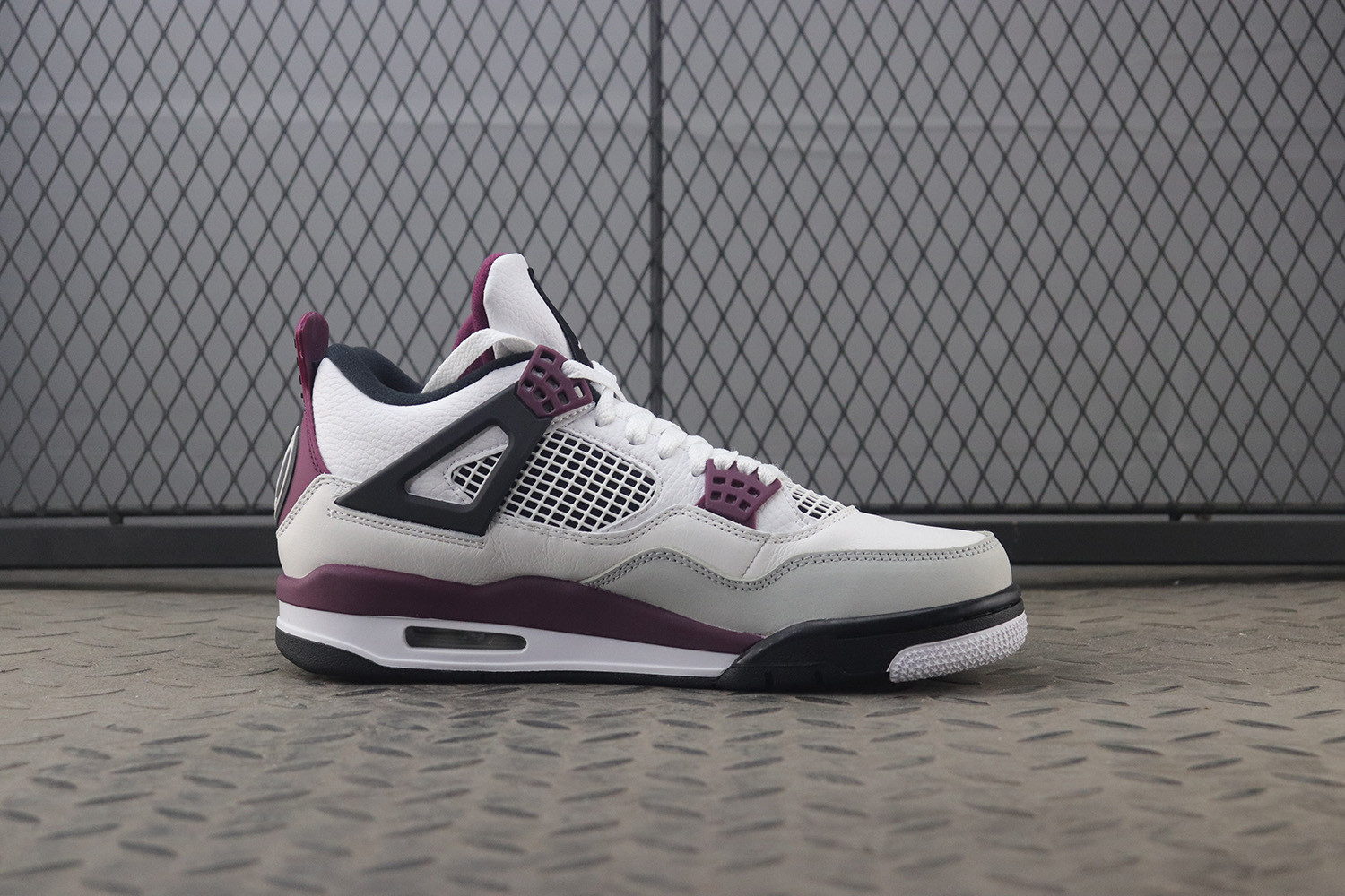 paris saint germain x air jordan men's 4 retro bordeaux