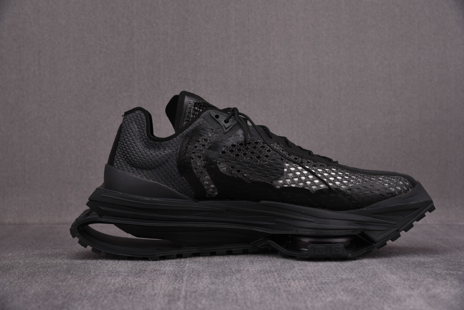 Nike Zoom MMW 004 Triple Black - www.flamsneaker.com