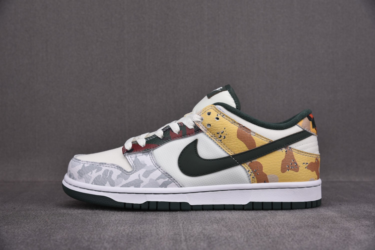 Nike Dunk Low SE Sail Multi-Camo - www.flamsneaker.com