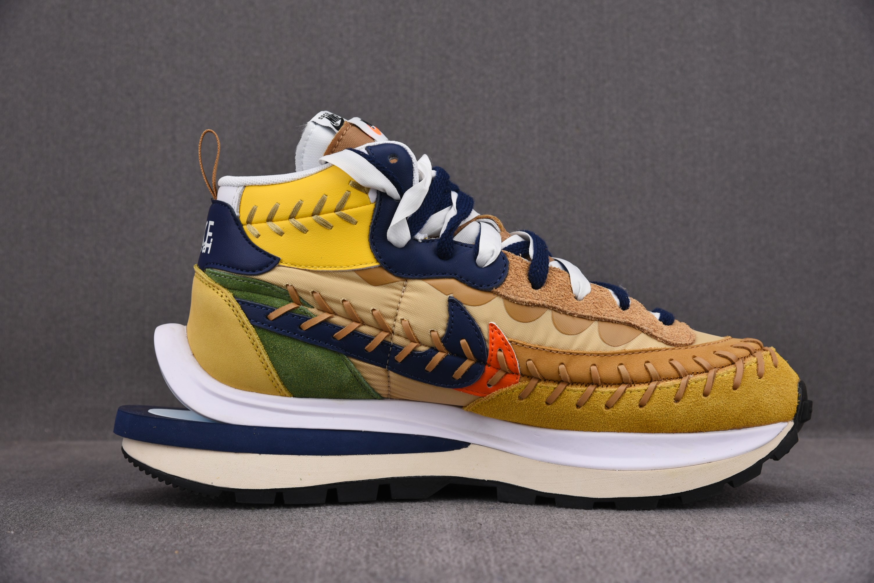 Nike Vaporwaffle sacai Jean Paul 