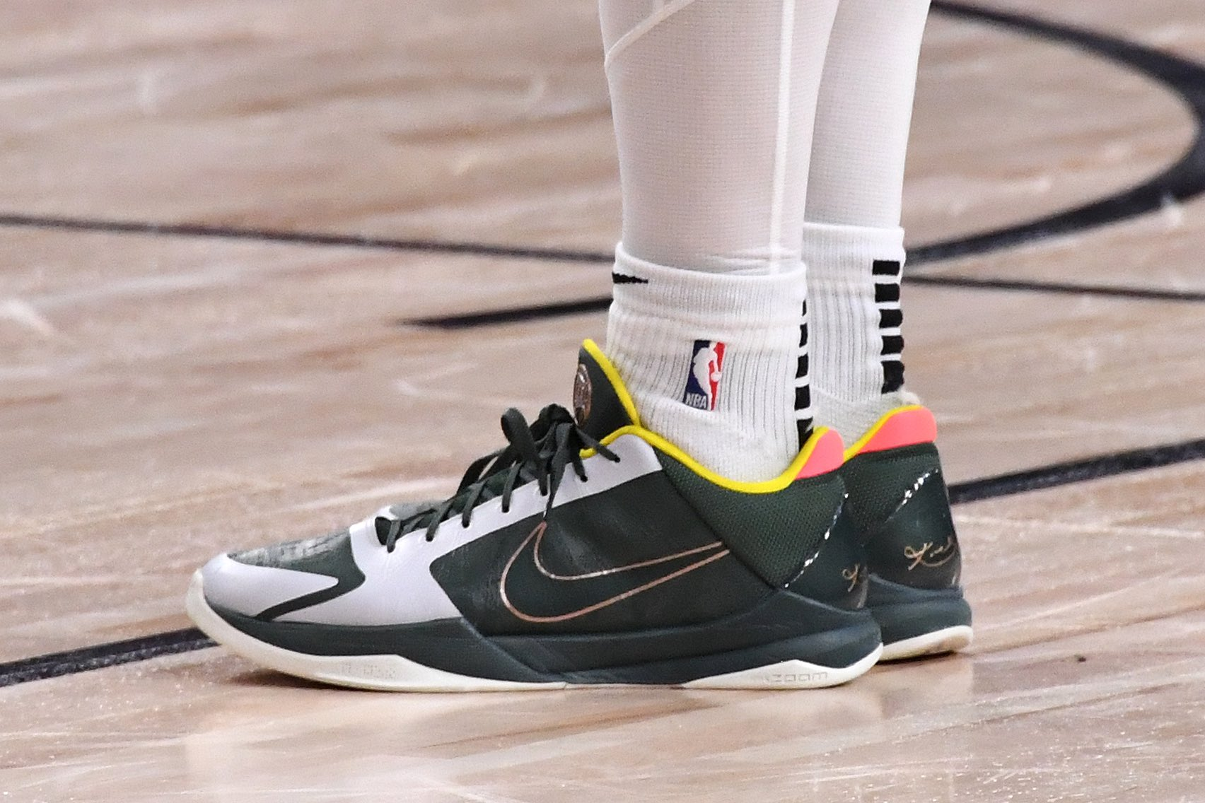 kobe eybl protro 5