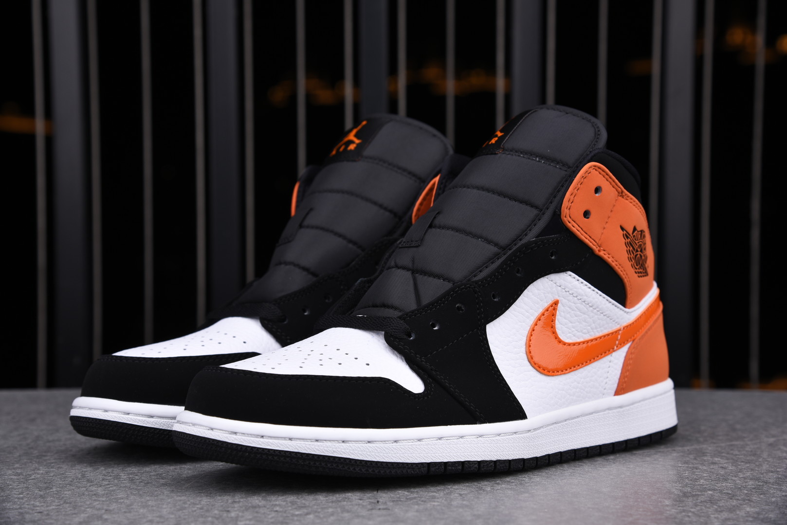 Jordan 1 Mid Shattered Backboard - m 
