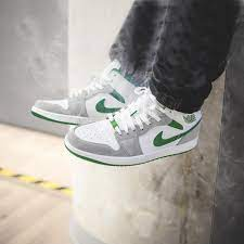 Jordan 1 Mid SE Grey Green