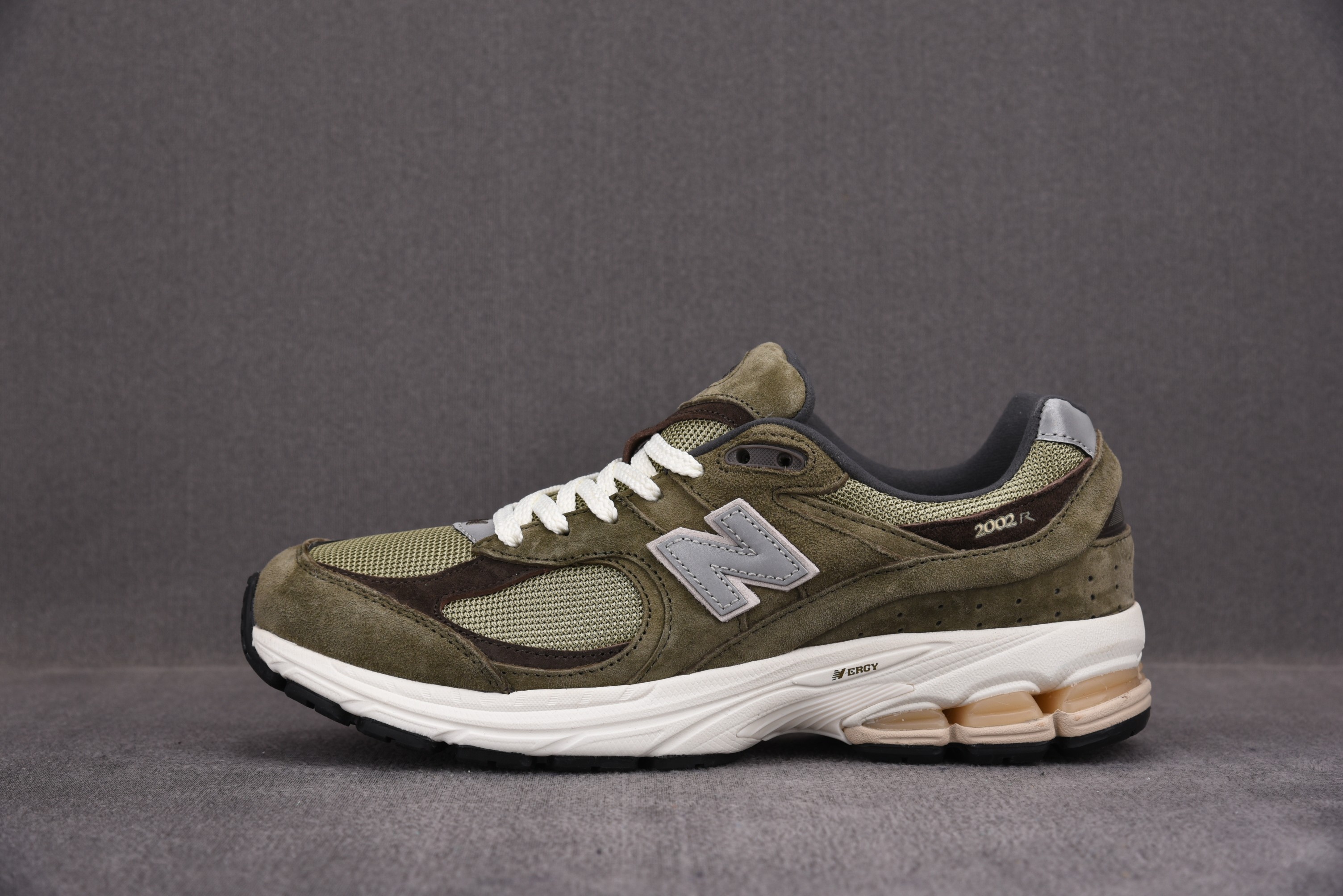 New Balance 2002R Vintage Olive Green 