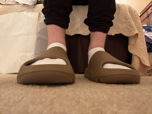 adidas Yeezy Slide Ochre (One Size Smaller!!)