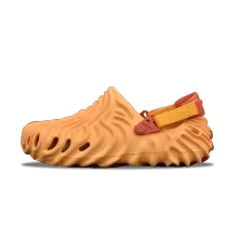 Salehe Bembury x Crocs Pollex Clog Light Gold