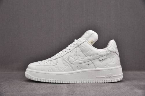 Nike Air Force 1 Low Louis Vuitton Off-White Monogram Triple White (Be careful about the size!!)