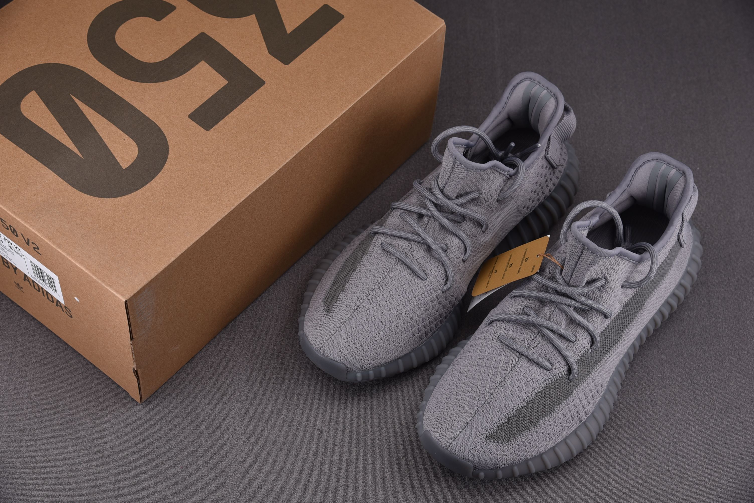 Space grey cheap yeezy