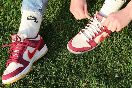 Nike SB Dunk Low Skate Like a Girl