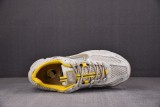 Nike Zoom Vomero 5 Light Bone Yellow
