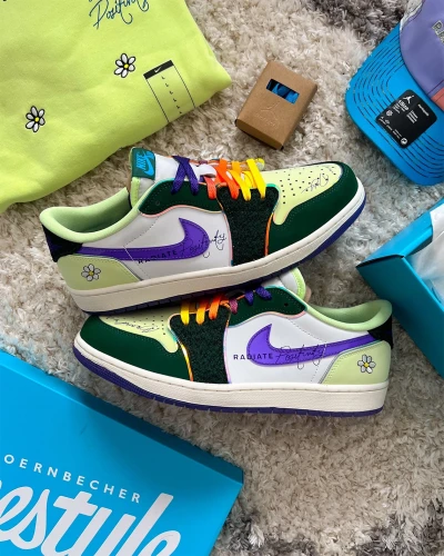 Jordan 1 Retro Low OG Doernbecher (2023)