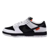Nike SB Dunk Low TIGHTBOOTH