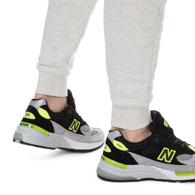 New Balance 992 MiUSA Black Grey Volt