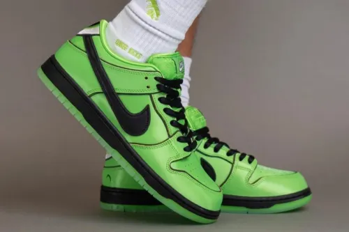 The Powerpuff Girls X Nike SB Dunk Low Buttercup Green