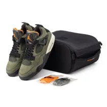 Jordan 4 Retro Undefeated（Special Bag）