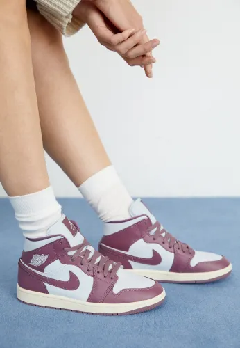 Jordan 1 Mid Sky J Muave (Women‘s’)