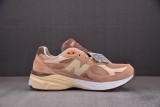 New Balance 990v3 MiUSA size? Exclusive Orange Cream