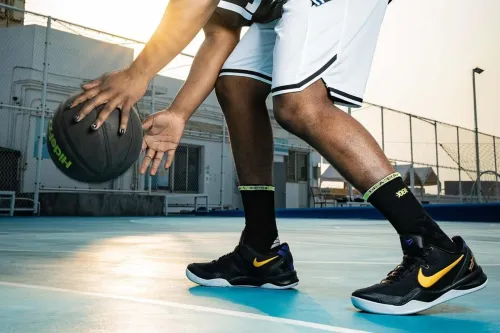 Nike Kobe 8 Protro Hollywood Nights