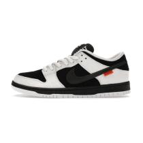 Nike SB Dunk Low TIGHTBOOTH Nike SB Dunk Low TIGHTBOOTH