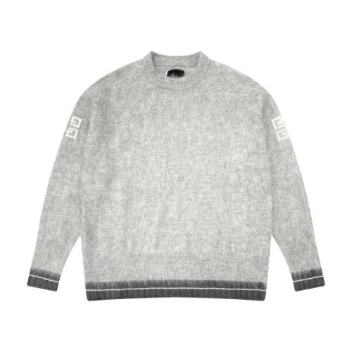 Givenchy FW Back Signature Letter Crewneck Sweater 260318