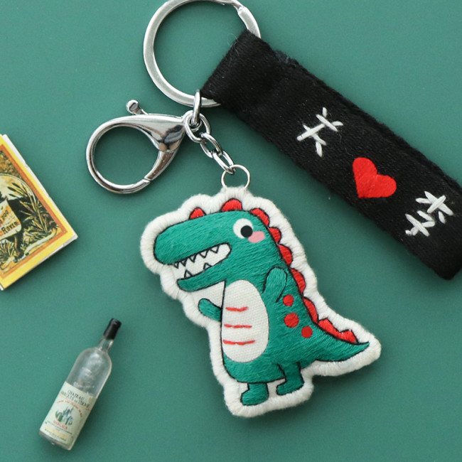 【Kectios™】卡通刺繡DIY材料包鑰匙扣可愛公仔玩偶生小鑰匙掛件