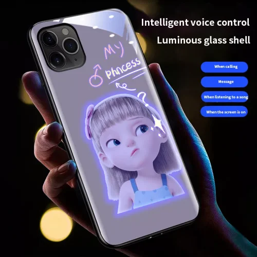 【Kectios™】可愛小女孩來電發光手機殼 全包卡通七彩玻璃殼