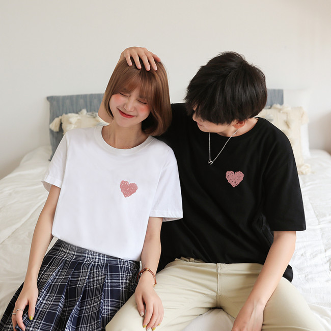 【Kectios™】2021春夏新款比心可愛不一樣的情侶短袖純棉T恤