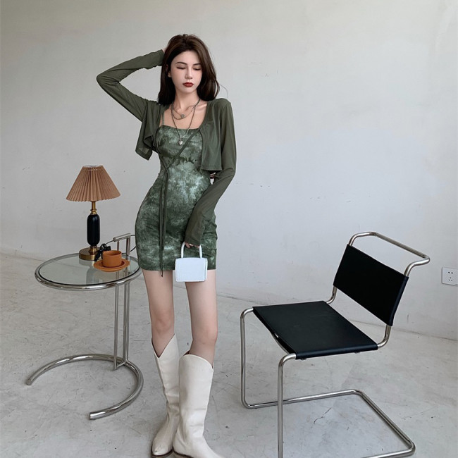 【Kectios™  】2021年夏季新款氣質風紮染連衣裙女綠色收腰修身包臀短裙