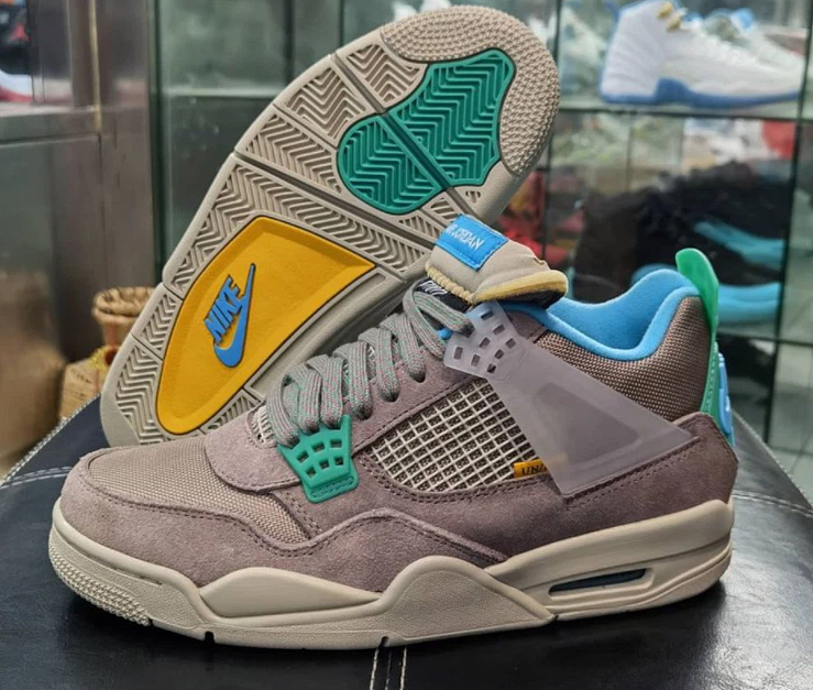 115.76 - Union x Air Jordan 4 “Taupe Haze” - m.airjordanstock.com