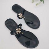 PVC jelly sandals and slippers flat flip-flops with metal buckle beach slippers for outer wear 651351415002