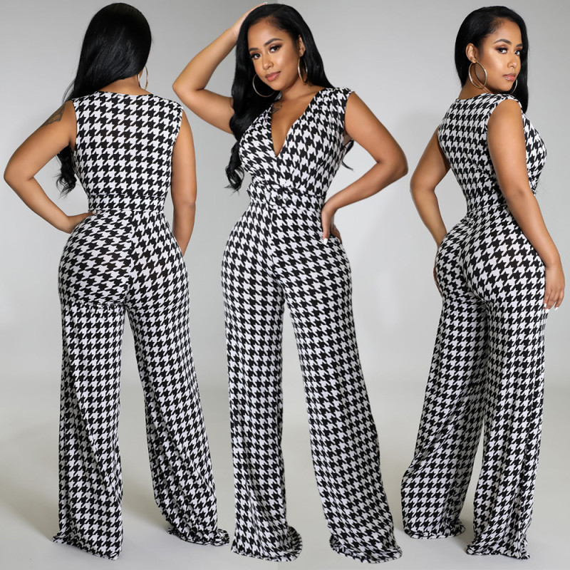 Sleeveless Deep V Houndstooth Print Jumpsuit with Belt