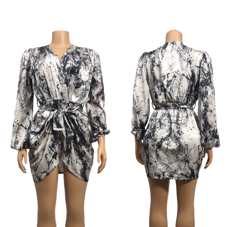 Black abstract print dress shirt