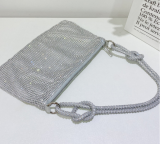 Diamond studded dinner bag Tide flash knotted rhinestone handmade armpit banquet dinner bag