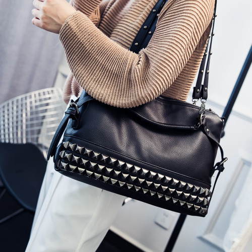 Large-capacity bag, litchi pattern, women's bag, fashionable rivet bag, one-shoulder diagonal cross portable punk bag