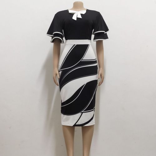 Sexy and fashionable digital printing round neck short-sleeved women's dress