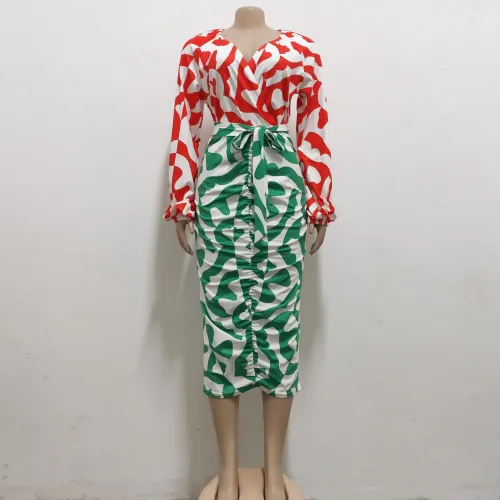 Sexy and fashionable digital printing V-neck long-sleeved pleated women's dress