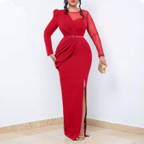 Solid round neck pleated long-sleeved dress