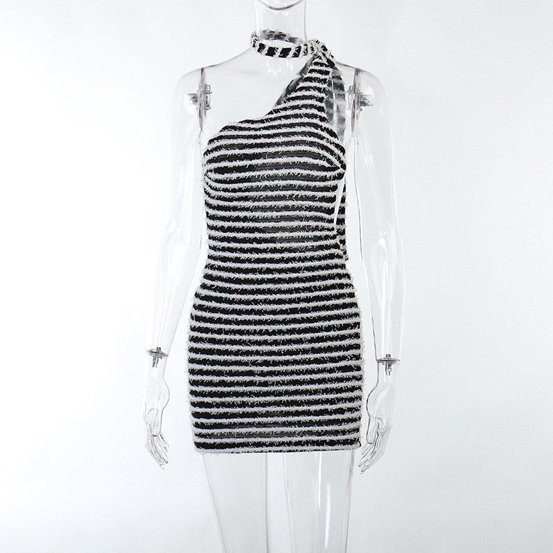 Black and white striped one shoulder scarf backless short skirt Spicy Girl Slim Fit Dress
