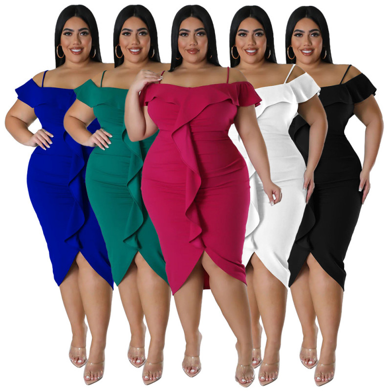 Oversized women's sweet solid color dress, one line collar, medium length skirt