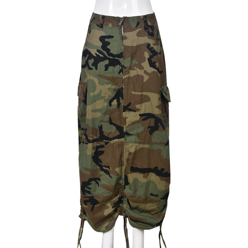 Fashionable and personalized camouflage wash pocket with drawstring zipper skirt