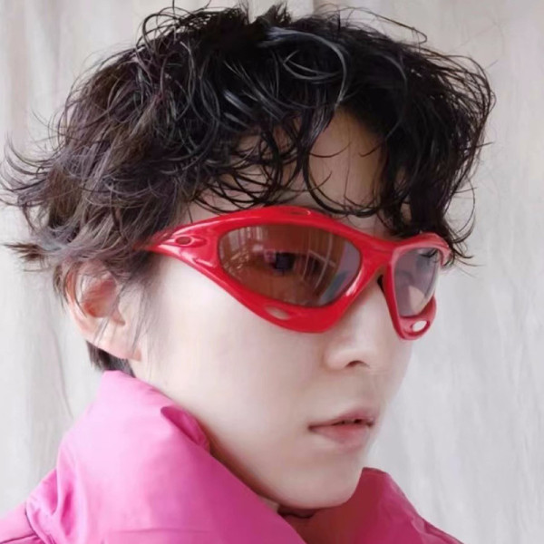 Cool sports sunglasses for men, cool oversized frame for road cycling sunglasses for women, fashionable Y2K glasses