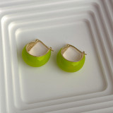 Minimalist design with circular metal drip earrings