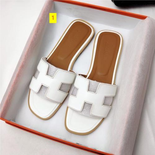 Slippers for women, versatile and fashionable for outerwear, one line flip flops for beach sandals for women, flat bottoms