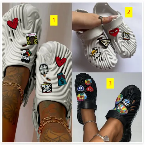 Oversized women's flat bottomed beach sandals with slippers for external wear