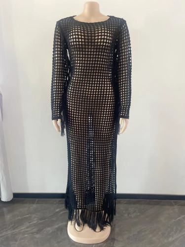 Fashionable and sexy hollow out knitted hand hook tassel dress