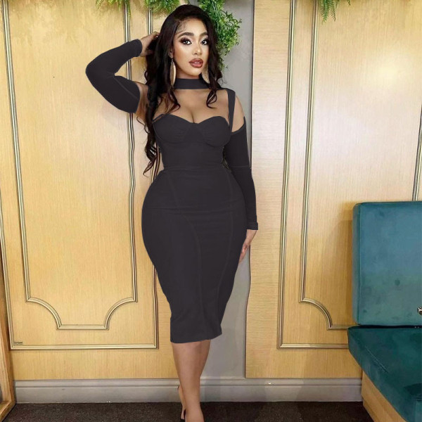 Solid sexy chest wrap long sleeved mesh patchwork buttocks split dress