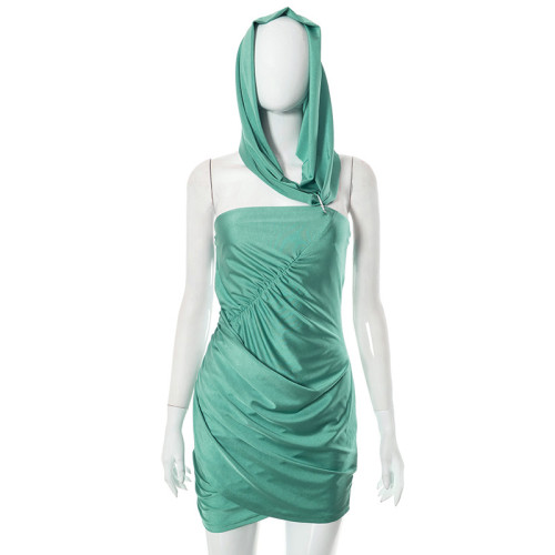 Sleeveless hooded pleated slim fitting short dress