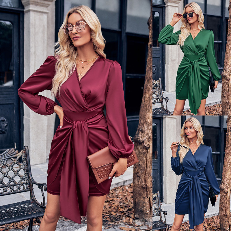 V-neck solid color waist tied long sleeved sexy dress