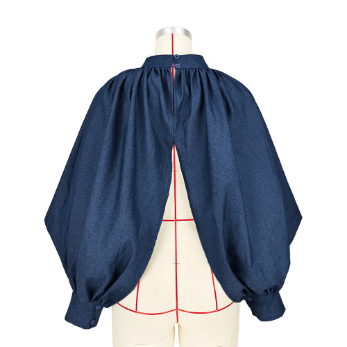 Women's loose fitting top